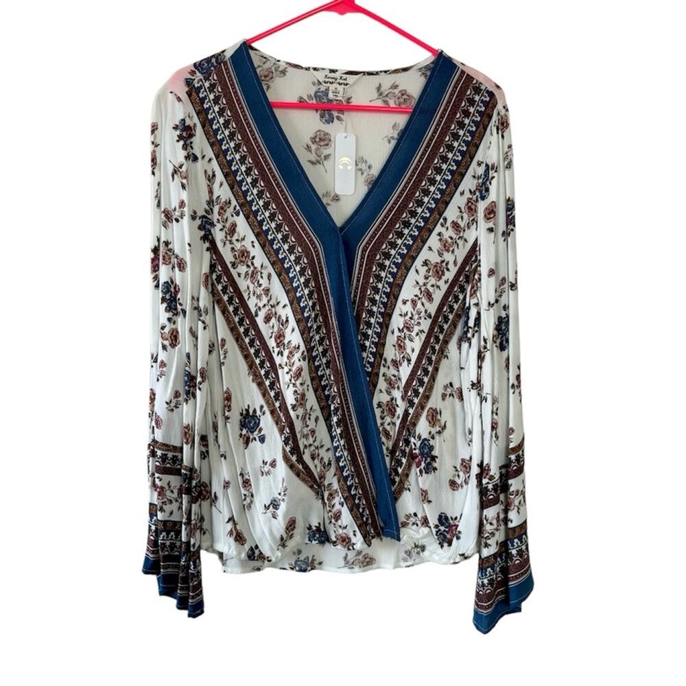 Charming Charlie Krazy Kat Floral Cream and Blue Surplice Long Sleeve Blouse M